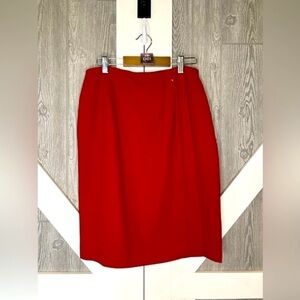 D20.05 Chaus Red Skirt Wrap Look 8